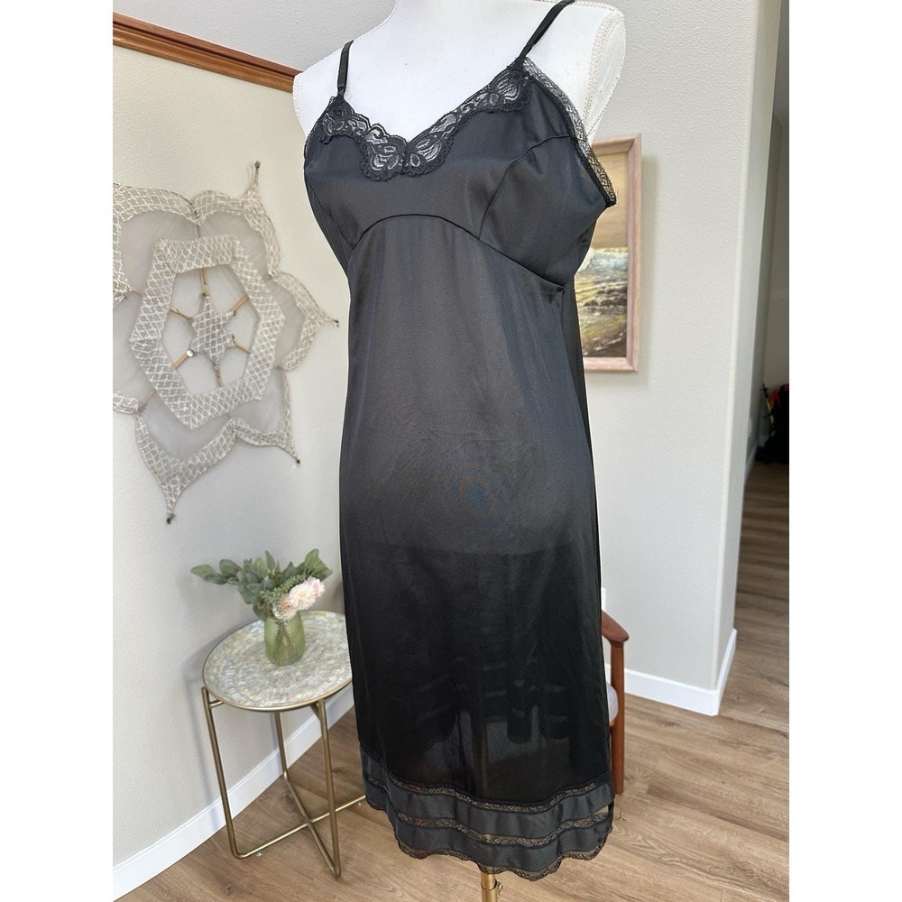 Vintage Nylon Union made in USA JC Penney Adonna Black Lace trim Slip